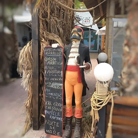 Pirates 3* 马马亚