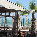 Pirates Mamaia