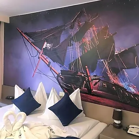 Pirates Mamaia