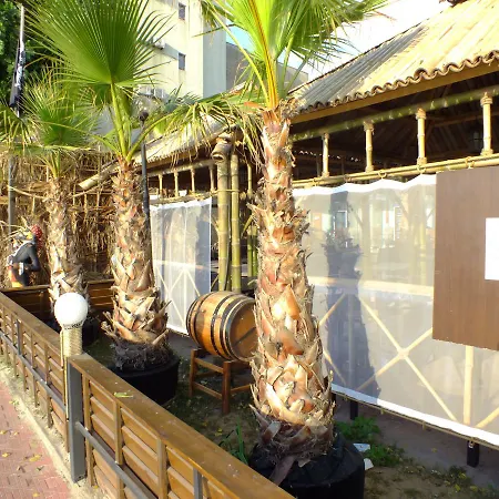 Pirates Hotel