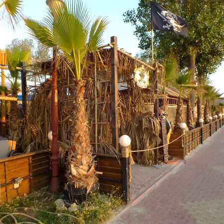 Pirates Hotel