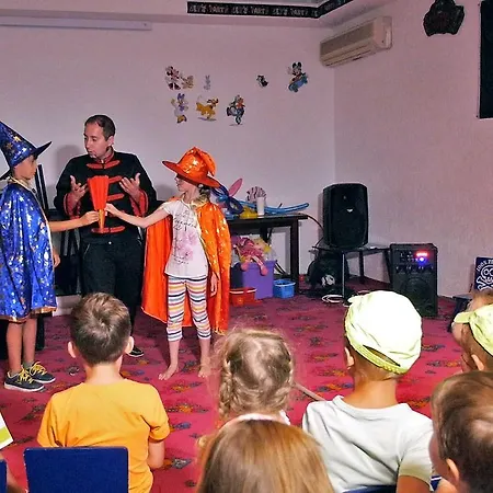 Pirates 3* Mamaia