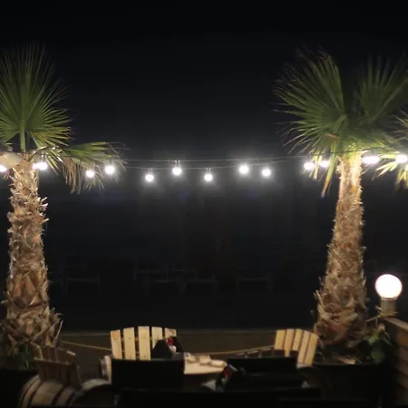 Hotel Pirates 3*