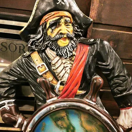 מלון Pirates מאמאיה